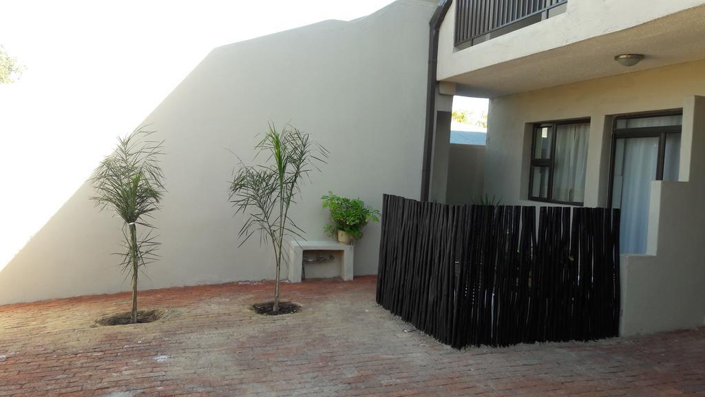 Self-Catering Studio, Unit 6 On Krupp Windhoek Eksteriør bilde