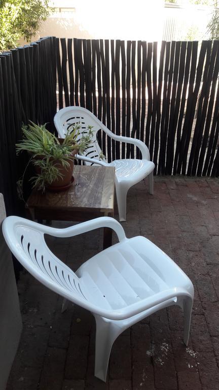 Self-Catering Studio, Unit 6 On Krupp Windhoek Eksteriør bilde