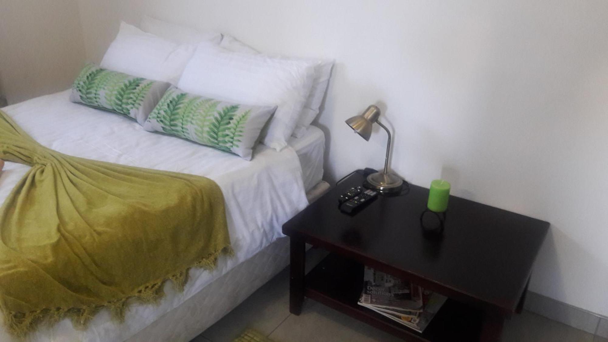 Self-Catering Studio, Unit 6 On Krupp Windhoek Eksteriør bilde